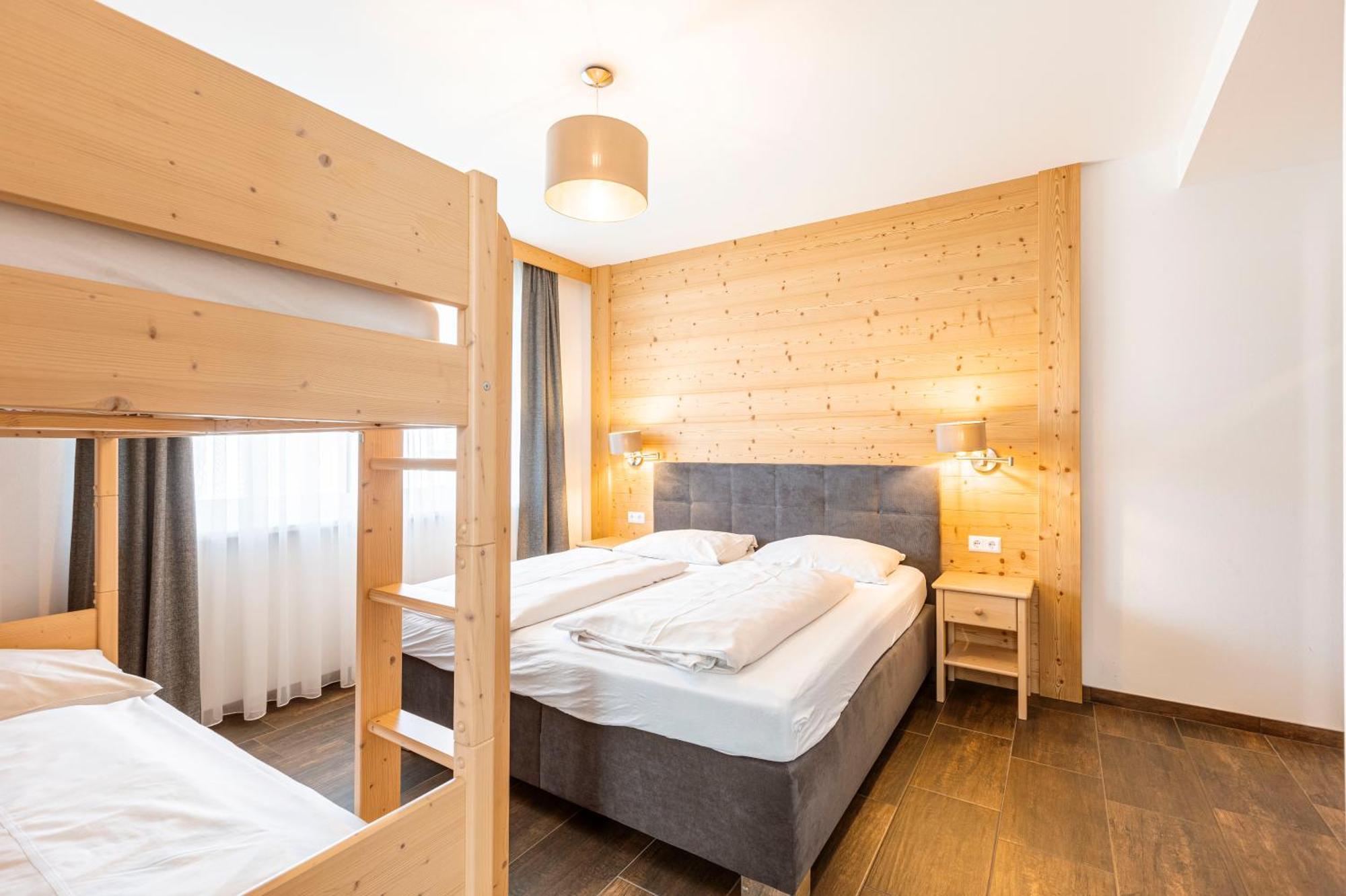 Naturpark Chalets Lambrecht By Alps Resorts Sankt Lambrecht Esterno foto