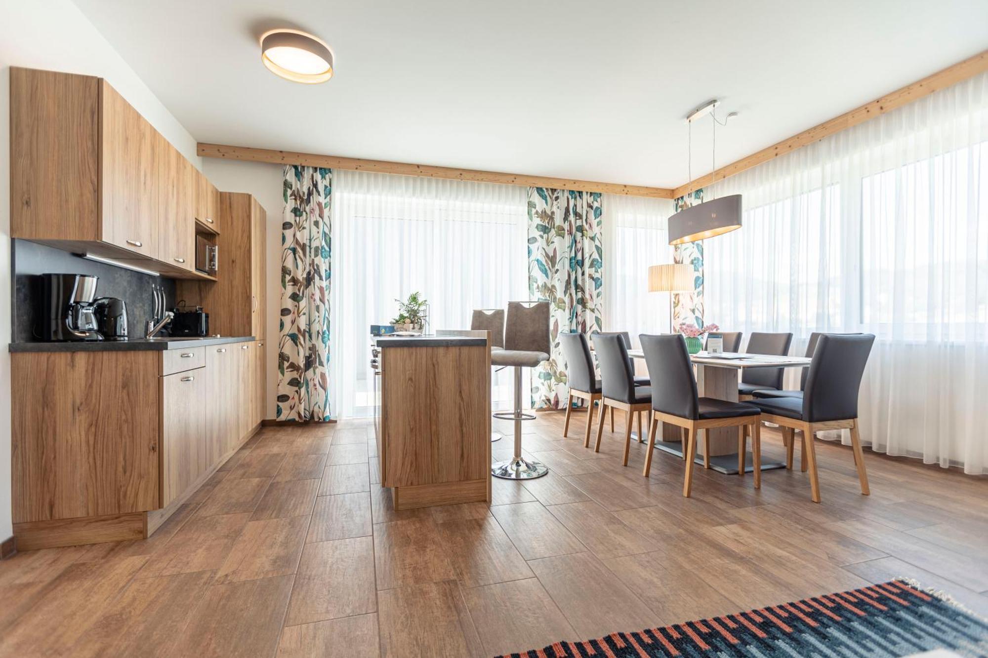 Naturpark Chalets Lambrecht By Alps Resorts Sankt Lambrecht Esterno foto